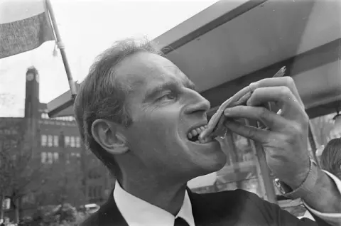 Charlton Heston (1968)