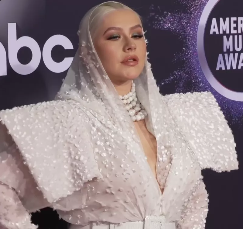 Christina Aguilera at the 2019 American Music Awards red carpet