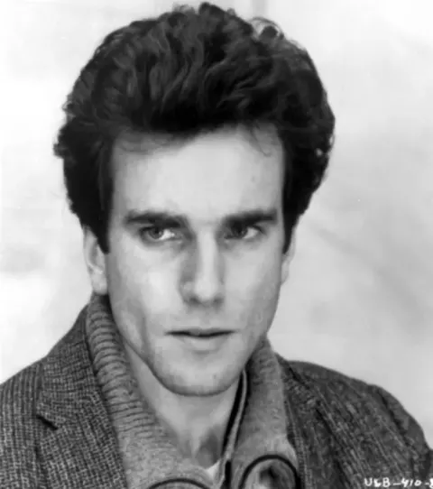 Daniel Day-Lewis (1988)