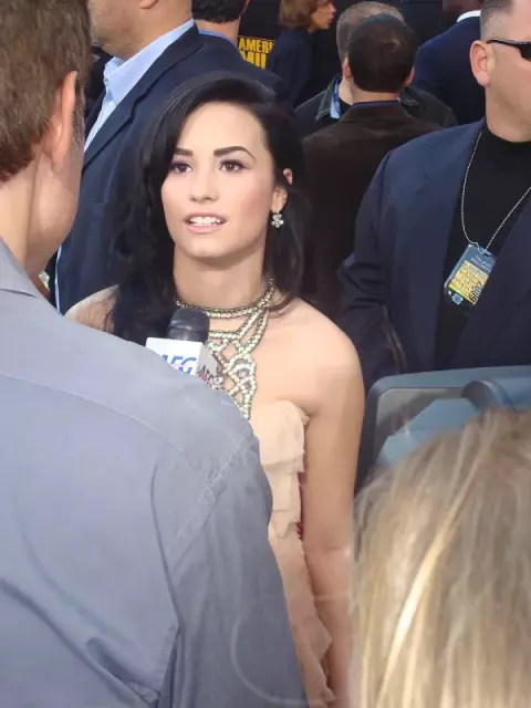 Demi Lovato at the Ocean Premiere (2009)