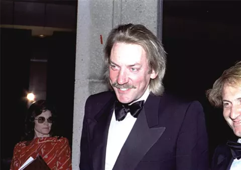 Donald Sutherland at the Filmex Tribute to Elizabeth Taylor, Dorothy Chandler Pavilion, November 1981