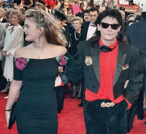 Drew Barrymore at the 61st Academy Awards 3/29/89 drewbarrymore_coreyfeldman (1989)