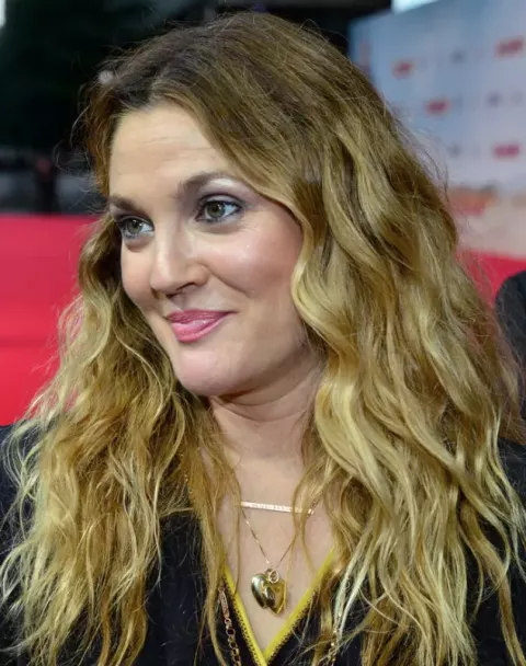 Drew Barrymore at the premiere of their new movie Blended on Monday (2014)