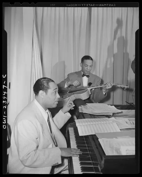Duke Ellington at the Hurricane cabaret (1943)