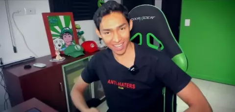 Fernanfloo (2022)