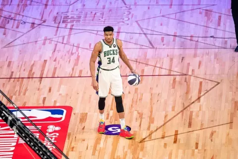 Giannis Antetokounmpo (2022)