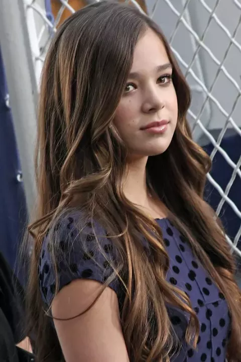 Hailee Steinfeld at the premiere of Secretariat (2010)