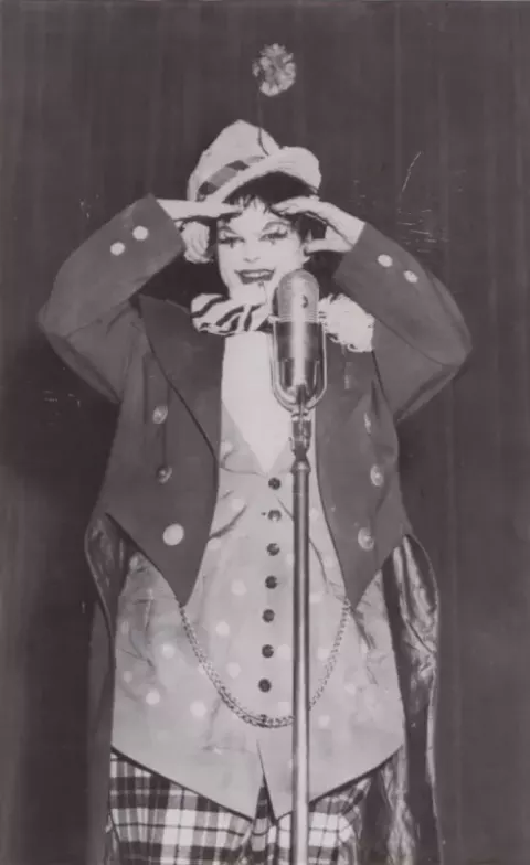 Judy Garland at thew Palace theater in New York (1956)