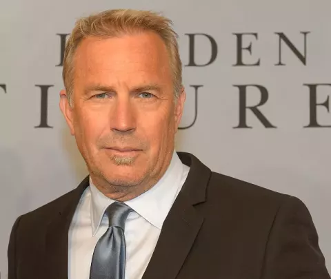 Kevin Costner at the SVA Theatre, Saturday, Dec (2016)