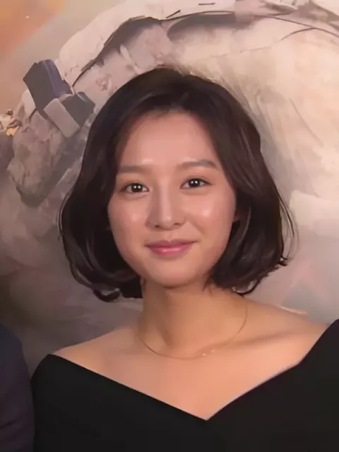 Kim Ji-won (2016)