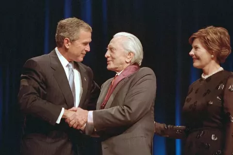Kirk Douglas (2002)