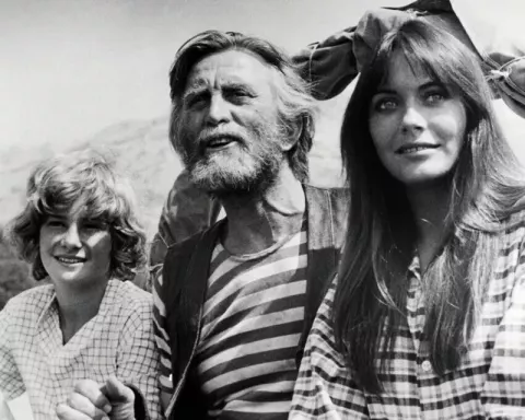 Kirk Douglas (1973)