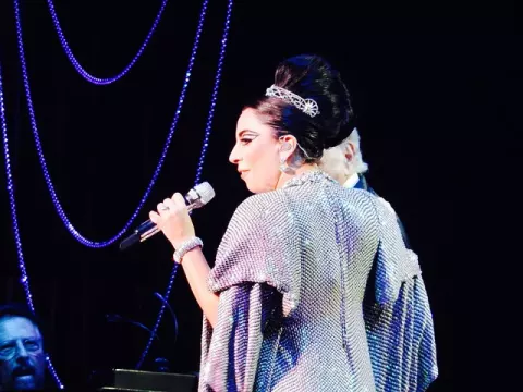 Lady Gaga at Los Angeles for the Cheek to Cheek Tour (2015)