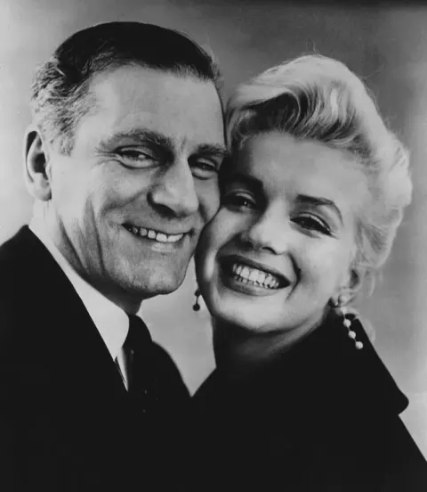 Laurence Olivier (1957)
