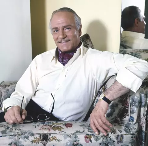 Laurence Olivier (1972)