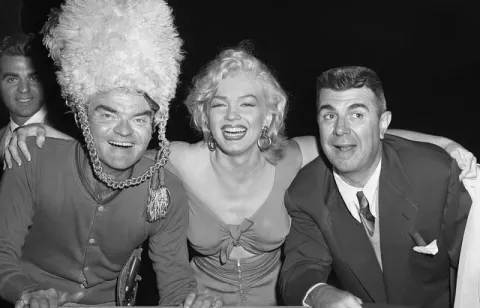 Marilyn Monroe at eighth annual Los Angeles Times charity football game (1952)