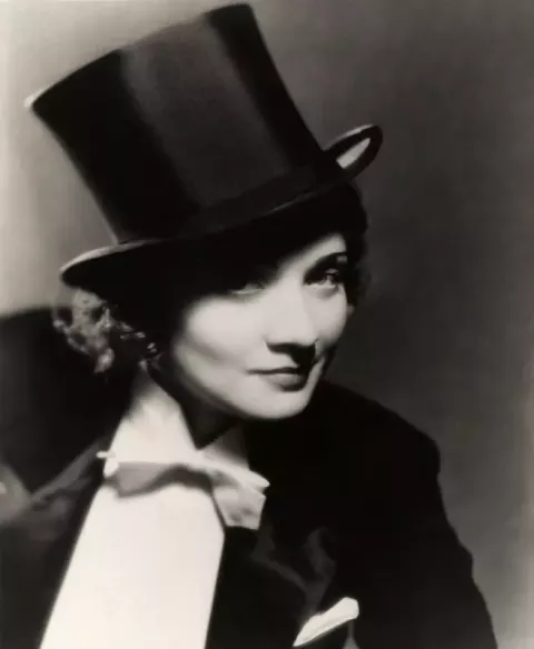 Marlene Dietrich (1930)