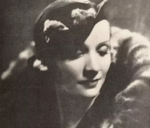 Marlene Dietrich (1932)