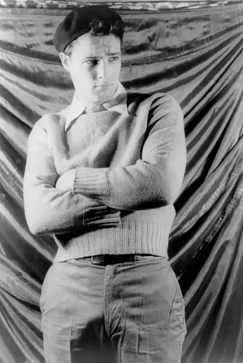 Marlon Brando (1948)