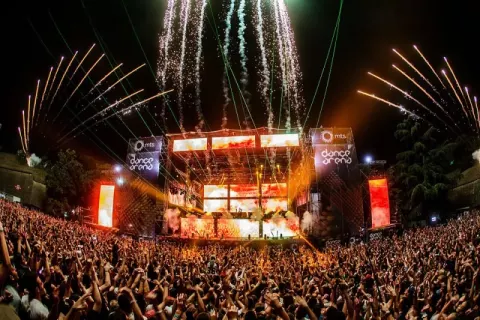 Martin Garrix (2015)