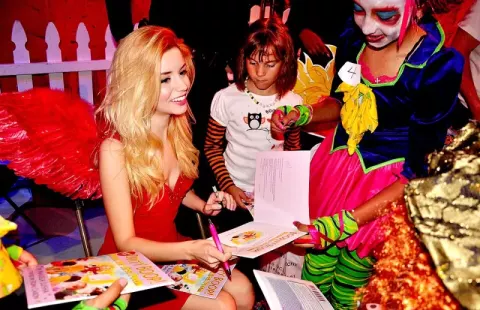 Masiela Lusha at a Halloween Book signing (2010)