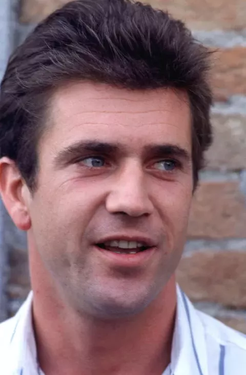 Mel Gibson (1985)