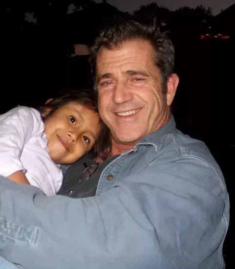 Mel Gibson at the Mending Kids Christmas party (2007)