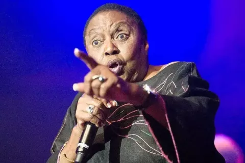 Miriam Makeba (2009)