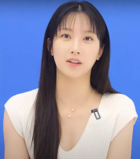 Moon Ga-young (2022)