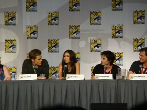 Nina Dobrev (2010)