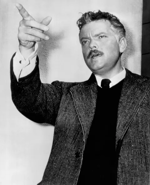 Orson Welles (1945)