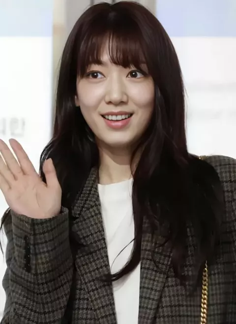 Park Shin-hye (2024)