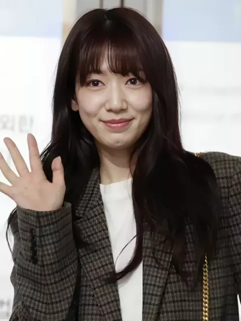 Park Shin-hye (2024)