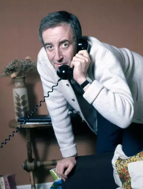 Peter Sellers at his home in London (1974)