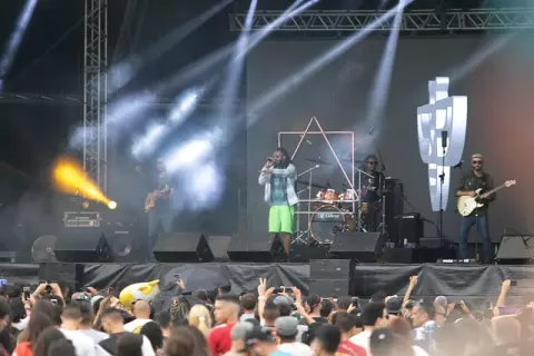 Rael (2019)