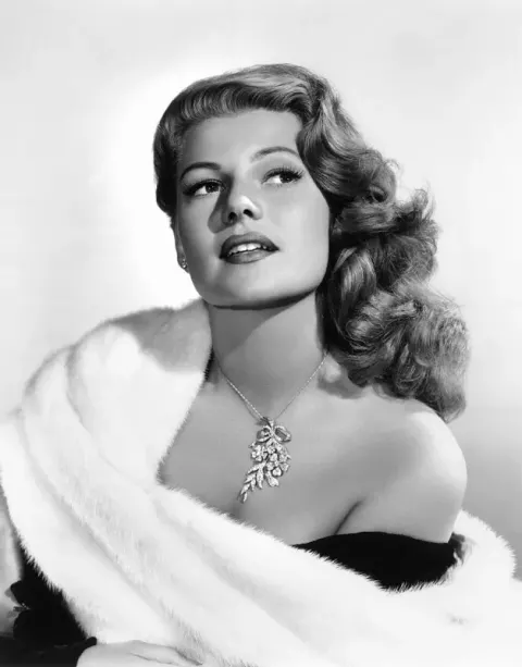 Rita Hayworth (1945)