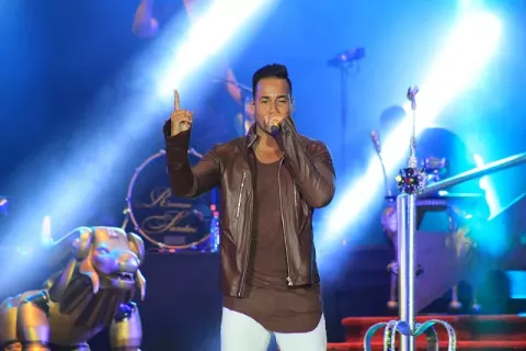 Romeo Santos (2015)