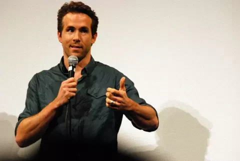 Ryan Reynolds (2010)