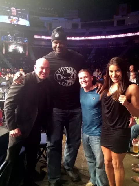 Shaquille O'Neal at a UFC fight cage side (2014)