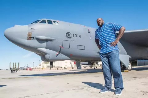 Shaquille O'Neal at Minot Air Force Base, N.D., Sept (2015)