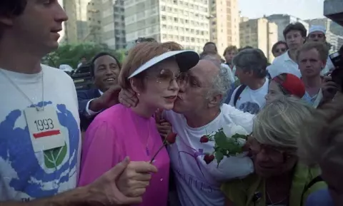Shirley MacLaine (1992)
