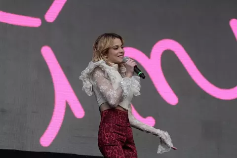 Tini Stoessel (2014)