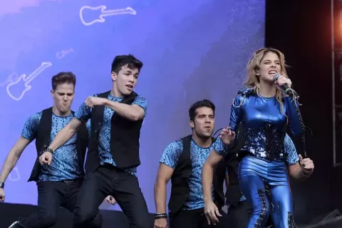Tini Stoessel (2014)