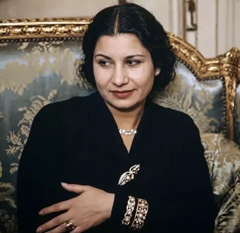 Umm Kulthum (1952)