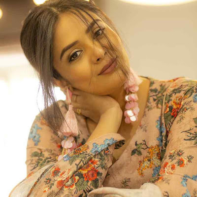 Sreemukhi Anchor Sreemukhi