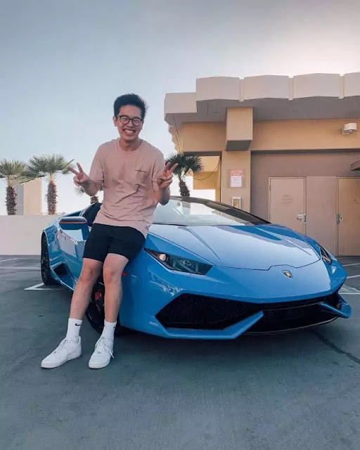 Elliot Choy Elliot Choy
