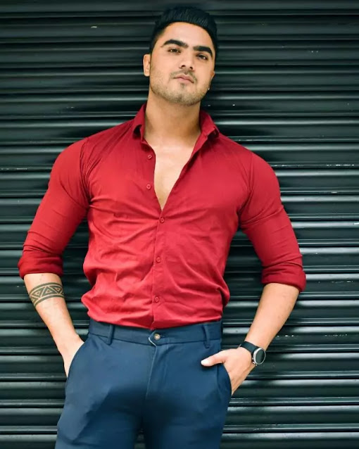 Paras Thakral
