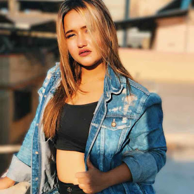 Shanaya Khan