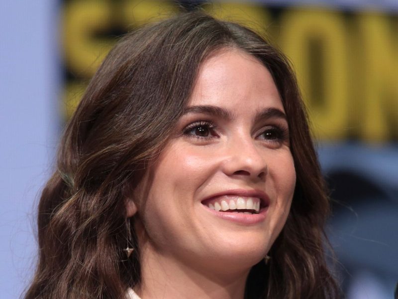 Shelley Hennig