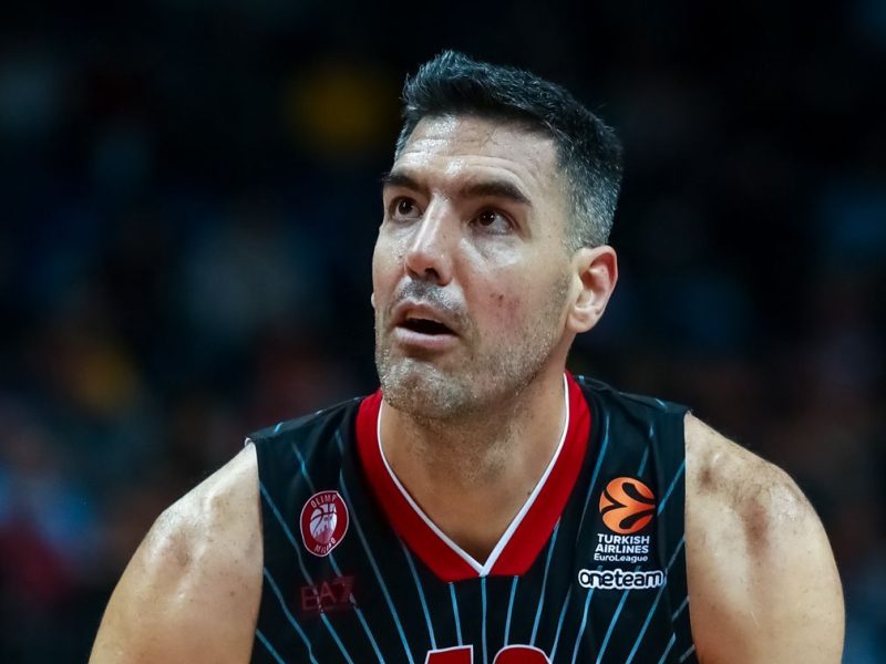 Luis Scola